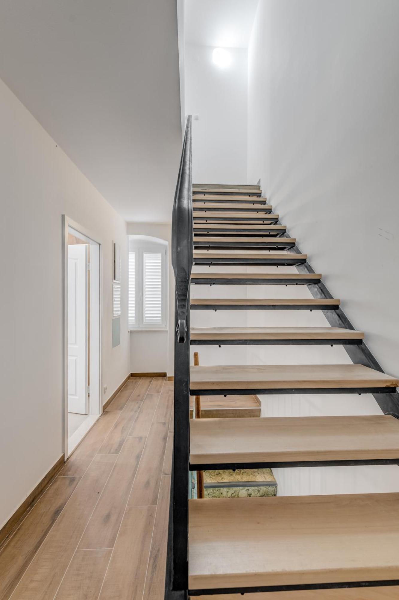 Inmotion Luxury Rooms Сплит Экстерьер фото
