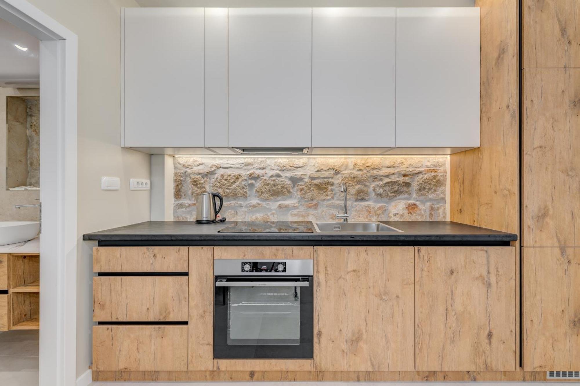 Inmotion Luxury Rooms Сплит Экстерьер фото